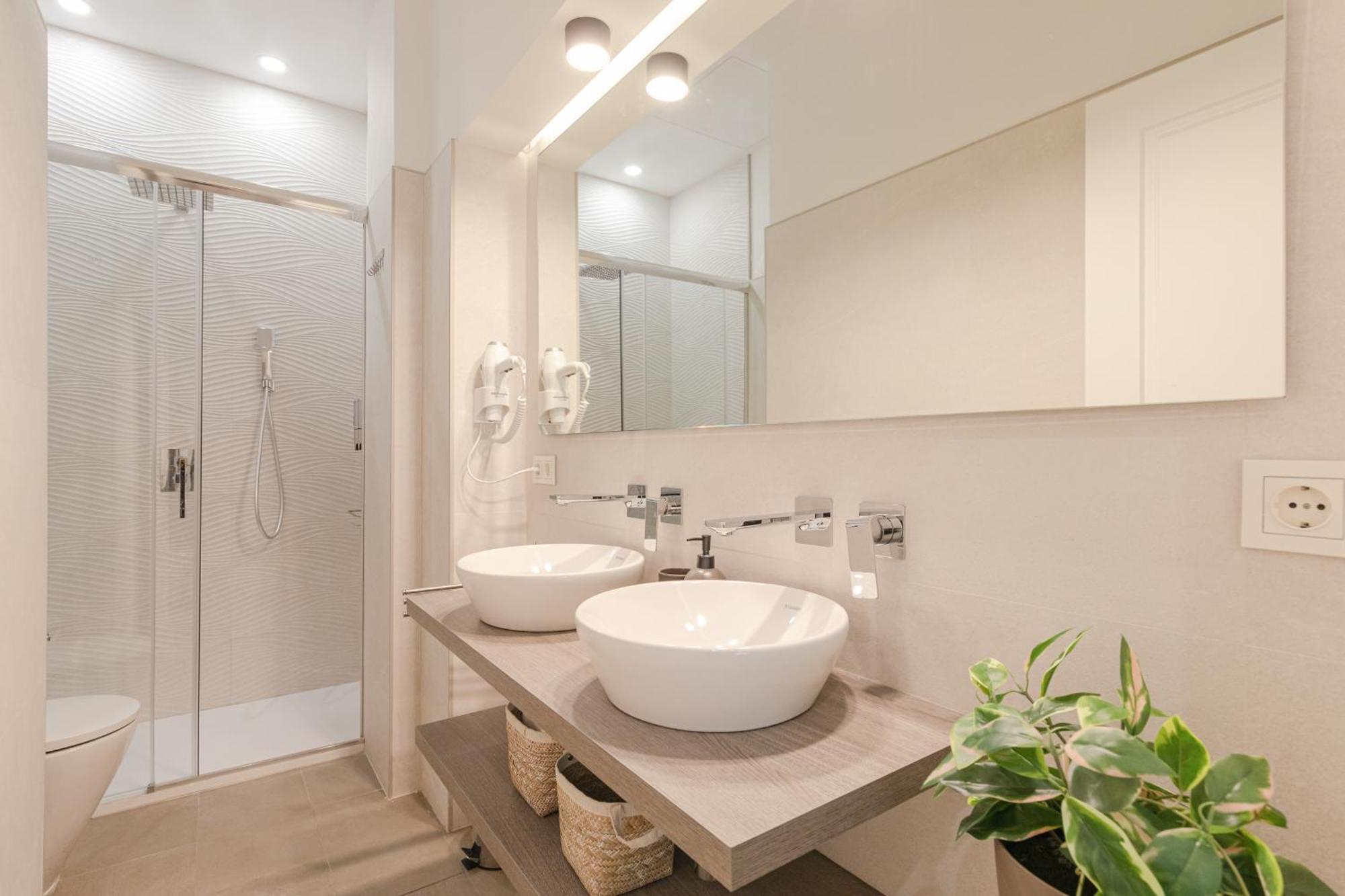 San Luis Downtown & Pool Apartament Sevilla