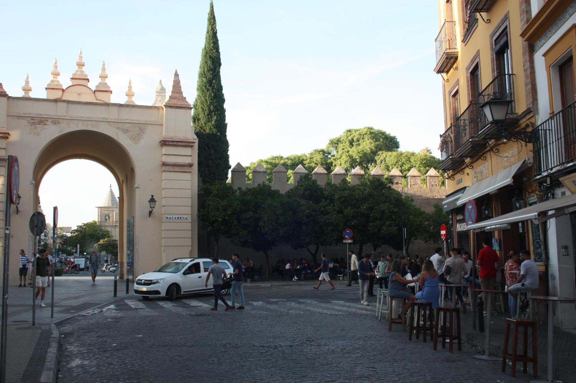 Apartment San Luis Downtown & Pool Seville